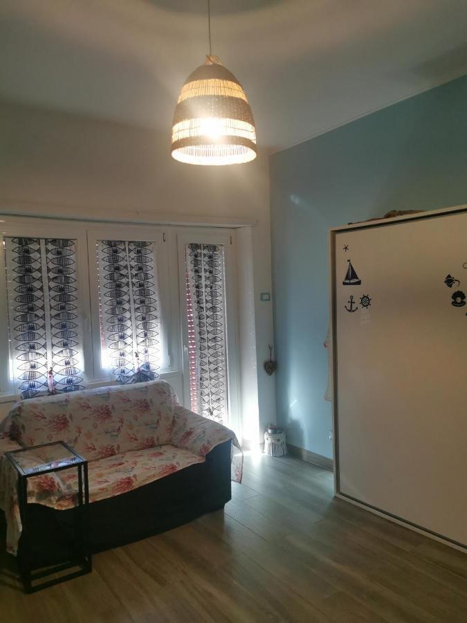 Apartament Il Mare Di Delfy Lido di Ostia Zewnętrze zdjęcie